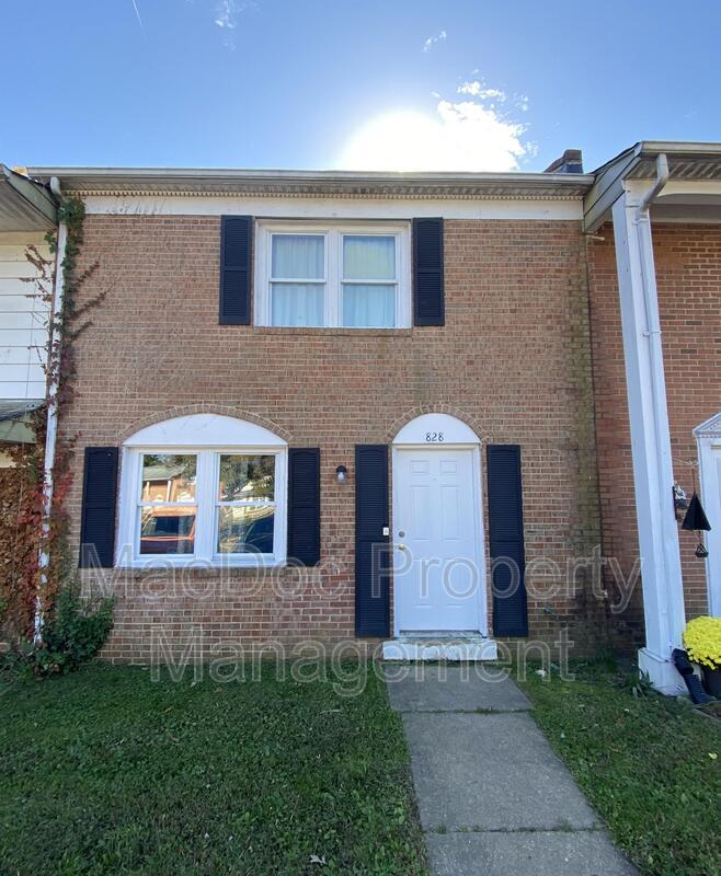 828 Bellows Ave Fredericksburg, VA 22405 MacDoc Property Management