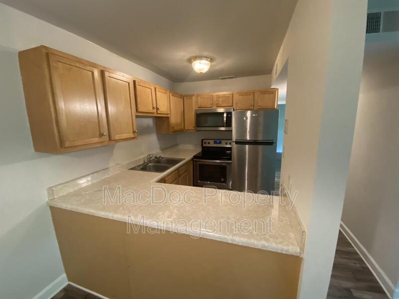 111 Berry Street Apt 1 property image