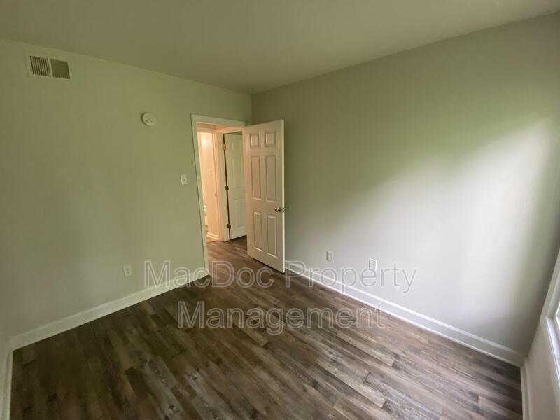 111 Berry Street Apt 1 property image