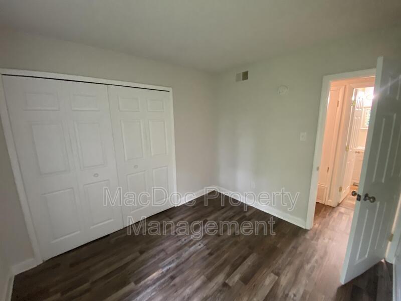 111 Berry Street Apt 1 property image