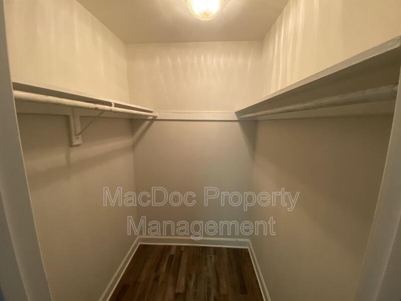 111 Berry Street Apt 1 property image