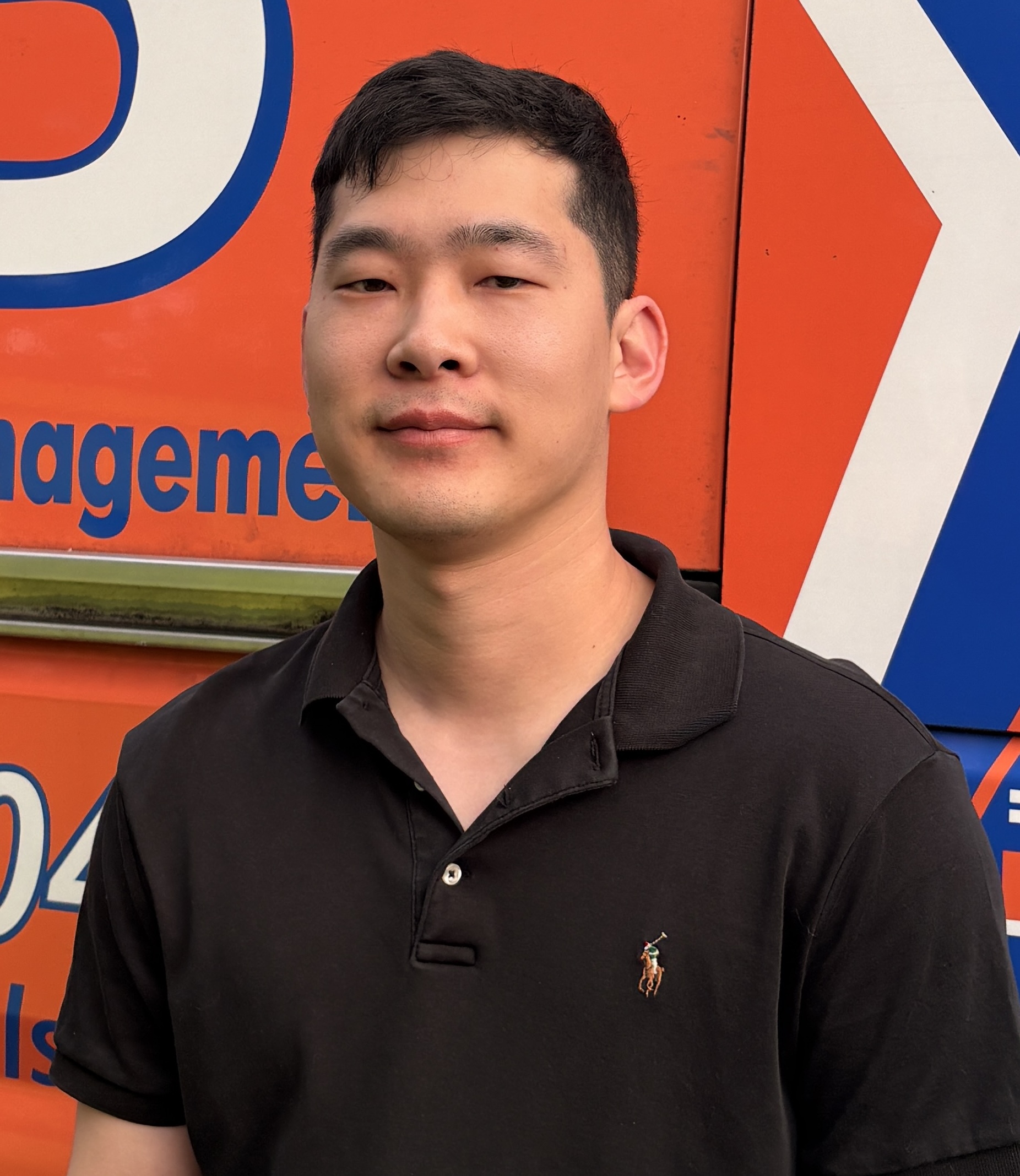 Picture of Daniel Lee